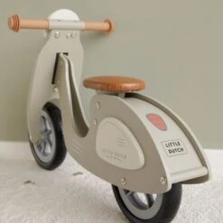 Little Dutch Draisienne Scooter En Bois Olive 15 Little Dutch Draisienne Scooter En Bois Olive -Little Dutch draisienne scooter en bois olive 6